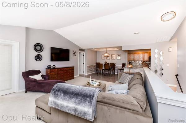 11762 Farmington RD, Livoniacity_wayne, MI 48150