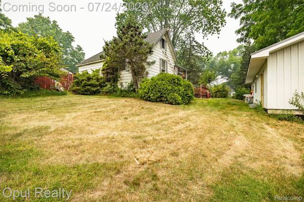 3082 Churchill RD, Auburn Hills, MI 48326