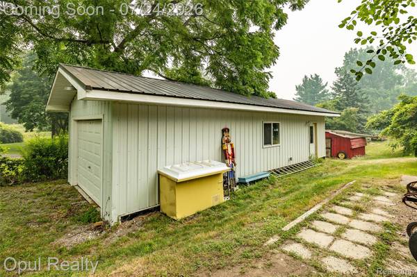 3082 Churchill RD, Auburn Hills, MI 48326