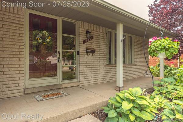 15520 Fitzgerald ST, Livonia, MI 48154