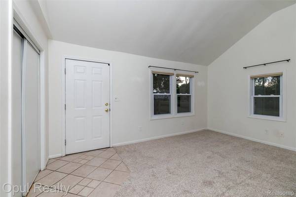 20823 Hugo ST, Farmington Hills, MI 48336