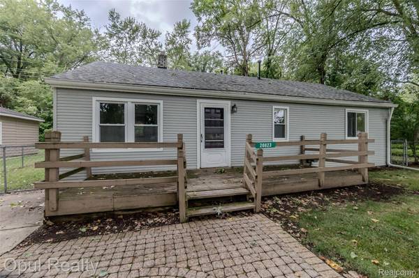 20823 Hugo ST, Farmington Hills, MI 48336