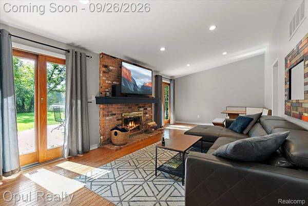 41429 Chattman ST, Novi, MI 48375