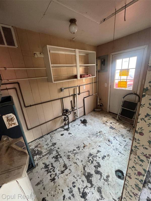 2044 Garfield ST, Ferndale, MI 48220