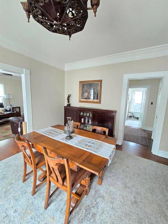 324 Huffhines Street, Richardson, TX 75081