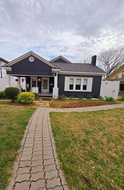 324 Huffhines Street, Richardson, TX 75081