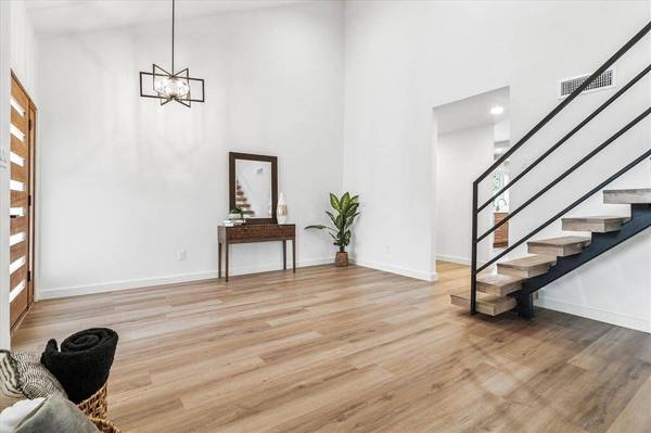 15712 TerraceLawn Circle, Dallas, TX 75248