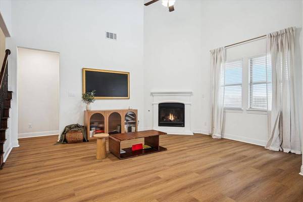 11213 Canyon Mine Drive, Aubrey, TX 76227