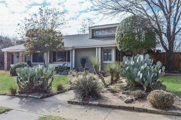 542 Harvest Hill Street, Lewisville, TX 75067