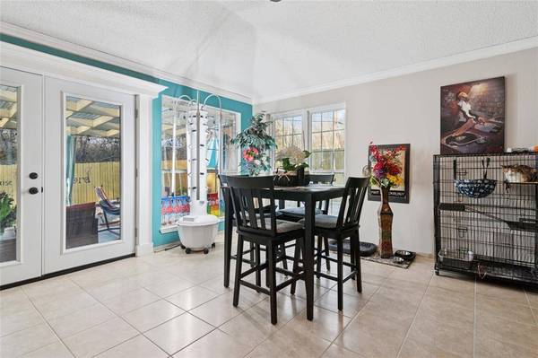 804 Clover Hill Lane, Cedar Hill, TX 75104