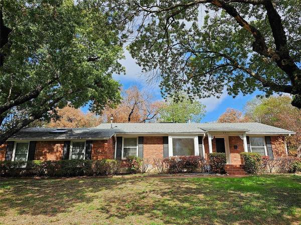 6517 Happy Lane