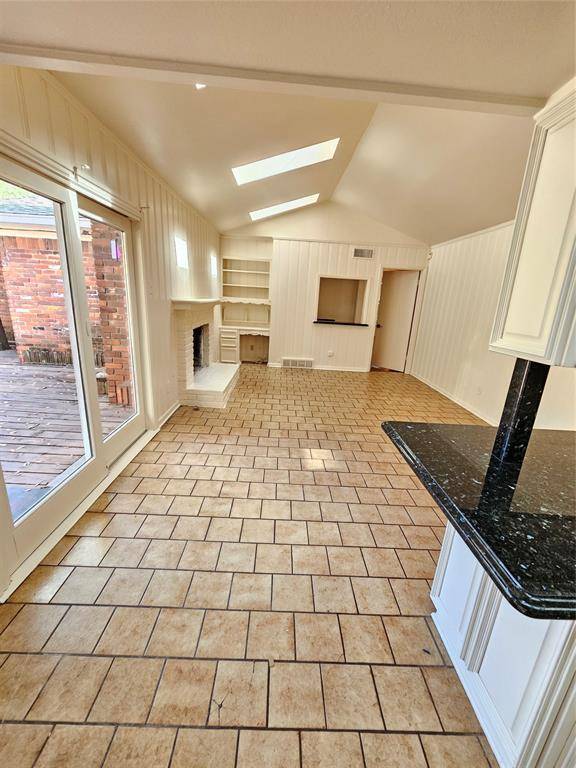 6517 Happy Lane, Dallas, TX 75230