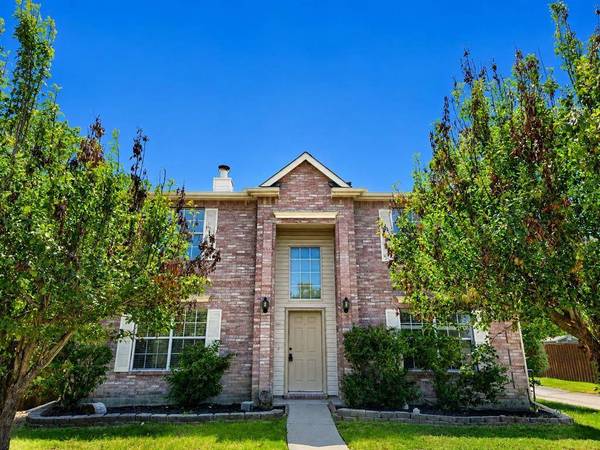 4512 Saddlebrook Drive