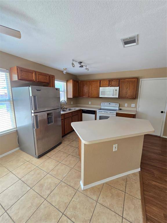 4512 Saddlebrook Drive, Carrollton, TX 75010