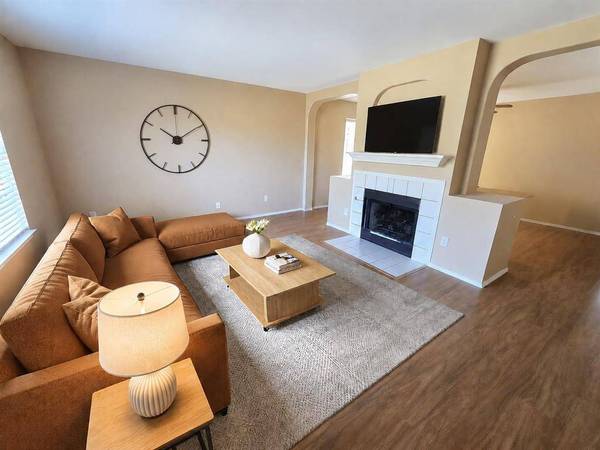 4512 Saddlebrook Drive, Carrollton, TX 75010