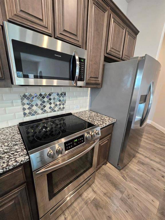 8704 Timber Ridge Drive, Aubrey, TX 76227