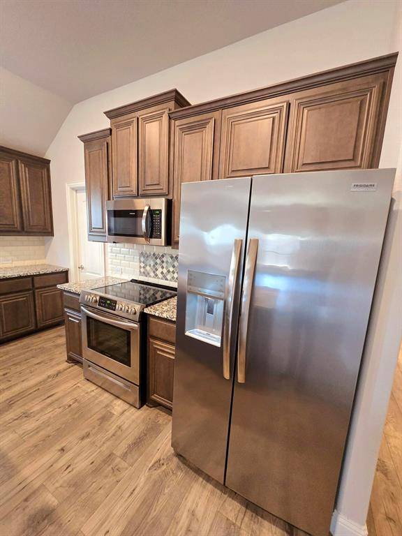 8704 Timber Ridge Drive, Aubrey, TX 76227