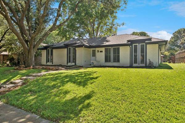 1704 Papeete Drive