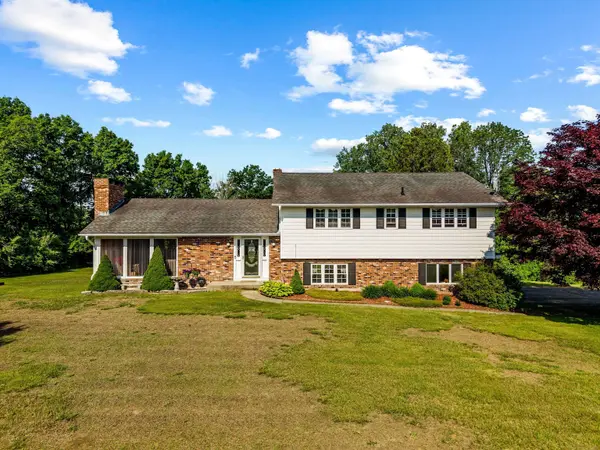 2 Marion Lane, Canterbury, CT 06331