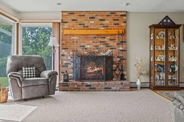 2 Marion Lane, Canterbury, CT 06331