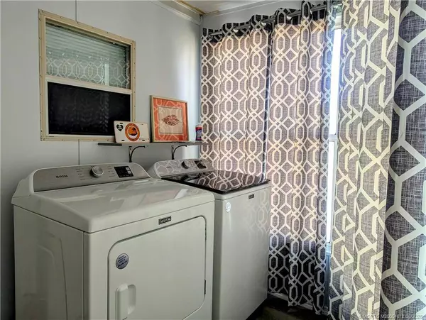 1277 Nettles BLVD, Jensen Beach, FL 34957