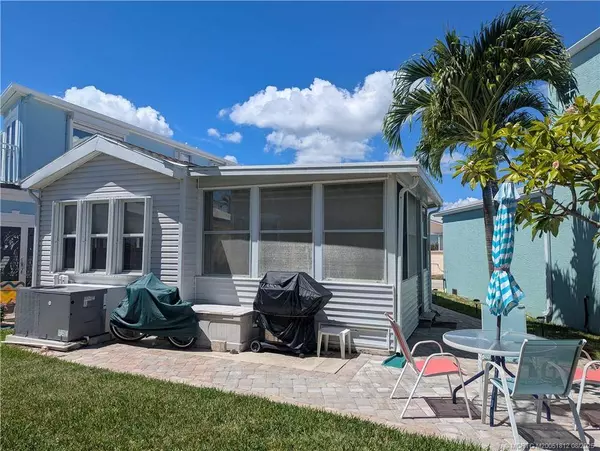 1277 Nettles BLVD, Jensen Beach, FL 34957