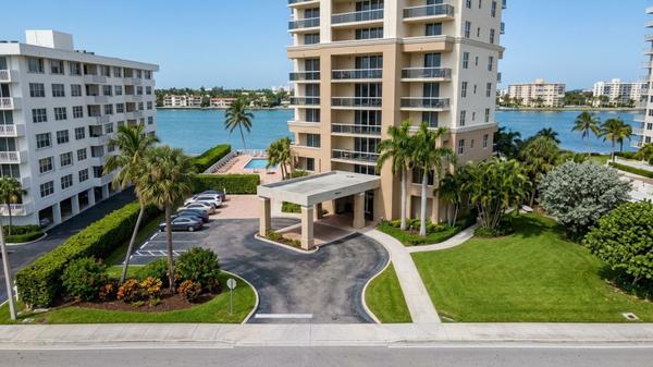 feature image of Ocean Marine Yacht Club, Hallandale Beach: The Tower, the Marina That Wasn't, and Prices