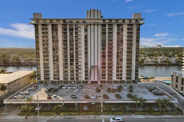 1600 S OCEAN DR APT 8J HOLLYWOOD #8J, Fl  33019, 