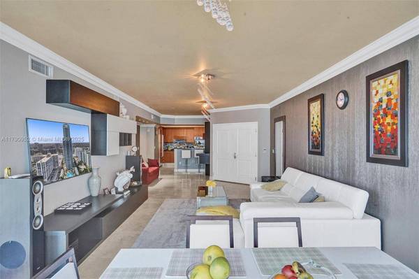 3101 S Ocean Dr #1003, Hollywood, FL 33019