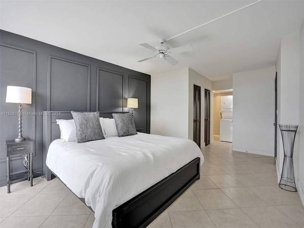 1600 S Ocean Dr #12E, Hollywood, FL 33019
