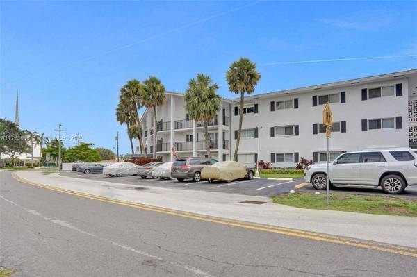 4848 NE 23rd Ave #2C, Fort Lauderdale, FL 33308