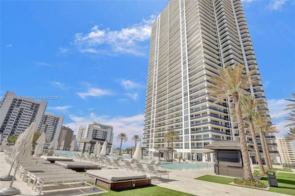 1850 S Ocean Dr #1201, Hallandale Beach, FL 33009