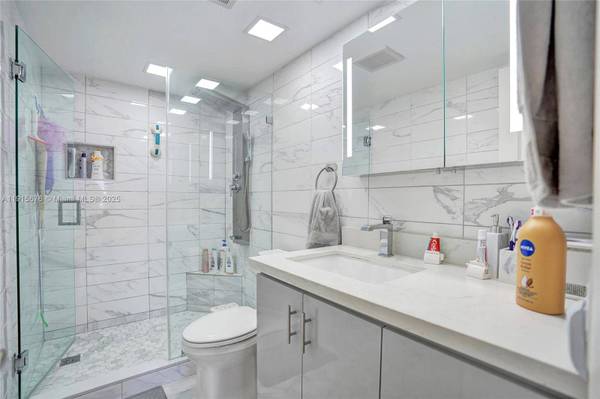 1849 S Ocean Dr #1203, Hallandale Beach, FL 33009