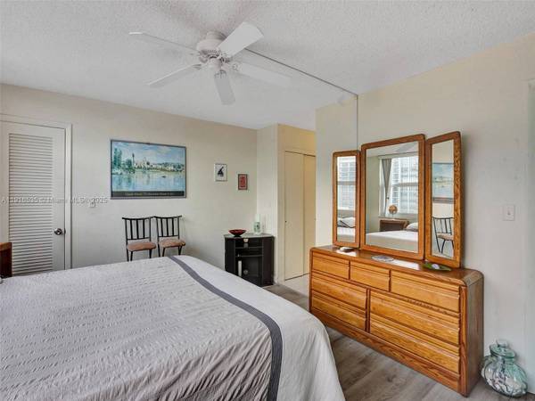 3113 S Ocean Dr #603, Hallandale Beach, FL 33009