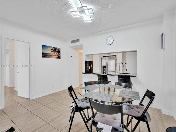 3725 S Ocean Dr #520, Hollywood, FL 33019