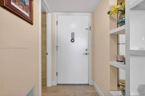 1849 S Ocean Dr #905, Hallandale Beach, FL 33009