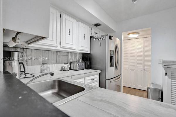 2017 S Ocean Dr #205, Hallandale Beach, FL 33009
