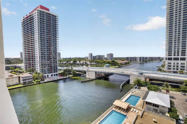 1817 S Ocean Dr #PH-19, Hallandale Beach, FL 33009