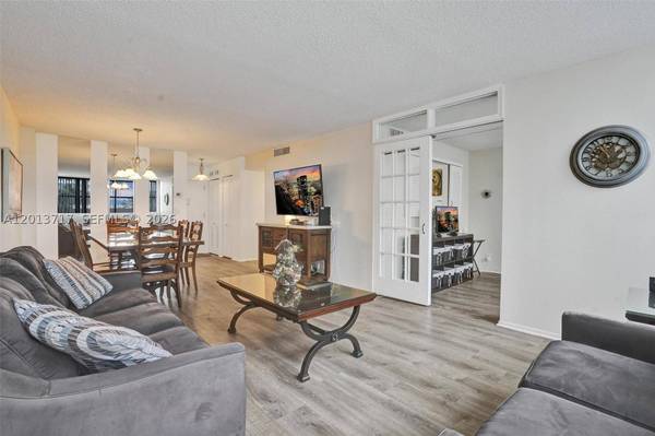 2017 S Ocean Dr #205, Hallandale Beach, FL 33009