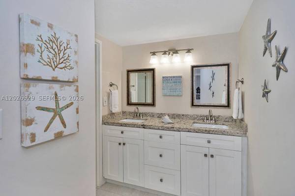 3725 S Ocean Dr #1216, Hollywood, FL 33019