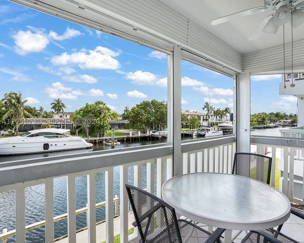 455 Paradise Isle Blvd #207, Hallandale Beach, FL 33009