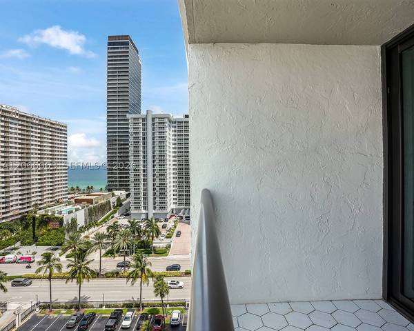 2049 S Ocean Dr #1406, Hallandale Beach, FL 33009