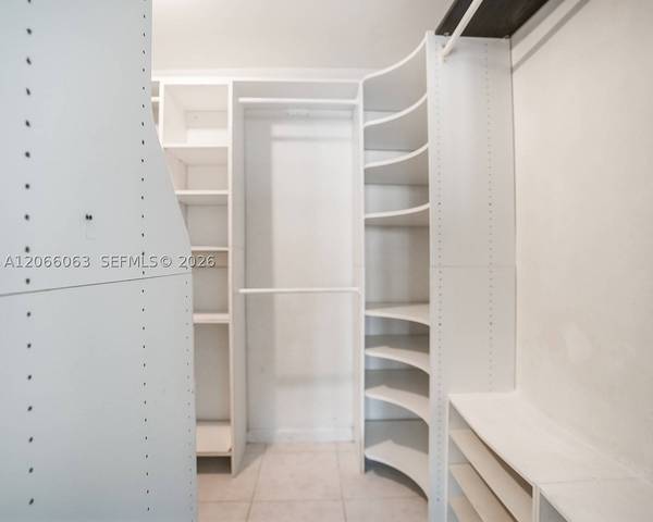 2049 S Ocean Dr #1406, Hallandale Beach, FL 33009
