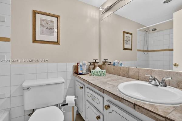 1817 S Ocean Dr #225, Hallandale Beach, FL 33009
