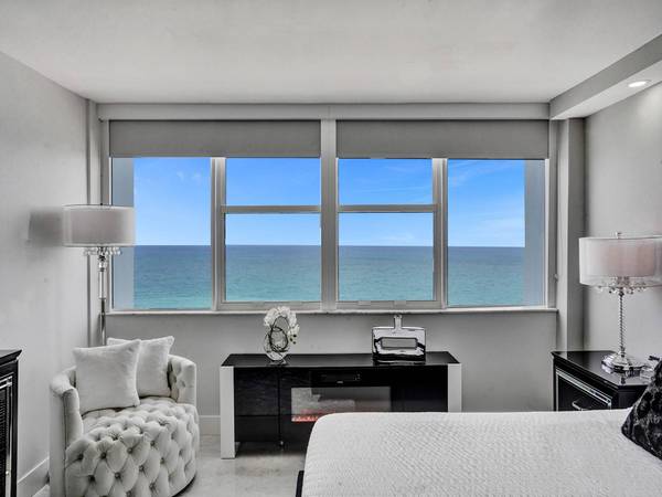 3140 S Ocean Dr #1904, Hallandale Beach, FL 33009