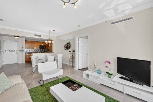 1755 E Hallandale Beach Blvd #305E, Hallandale Beach, FL 33009