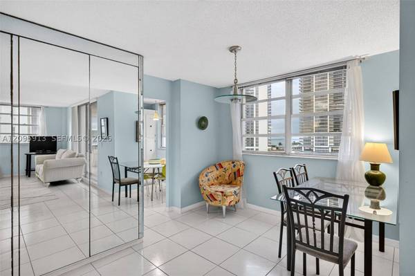 1833 S Ocean Dr #1202, Hallandale Beach, FL 33009
