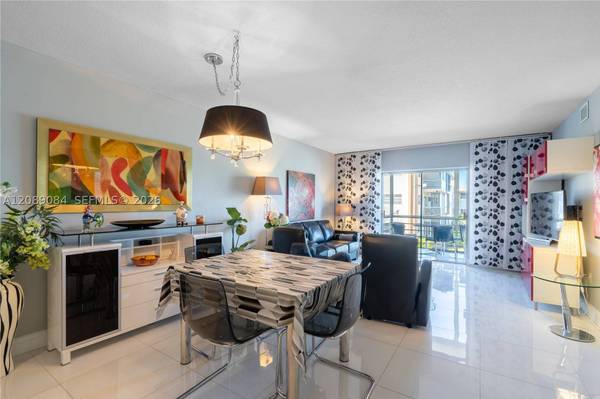 16900 NE 14th Ave #201, North Miami Beach, FL 33162