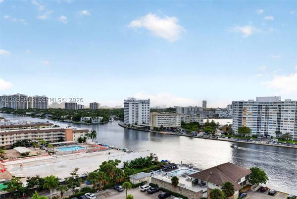 1833 S Ocean Dr #1202, Hallandale Beach, FL 33009