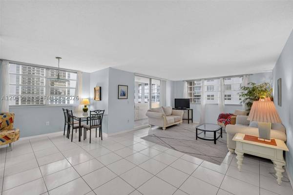 1833 S Ocean Dr #1202, Hallandale Beach, FL 33009